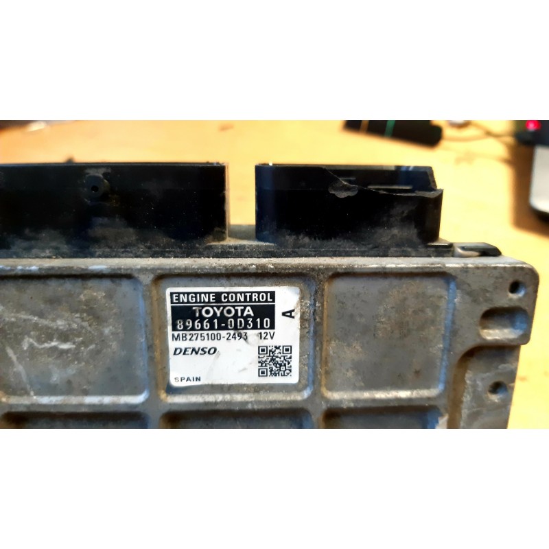 TOYOTA ENGINE CONTROL MODULE ECU 89661-0D310 / MB275100-2493