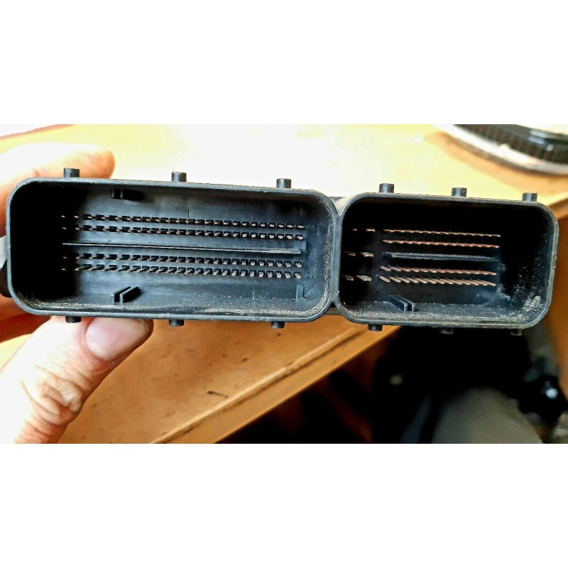 Mercedes Vito 2.2 CDI ECU Engine Control Ecu A6461530491 0281011789