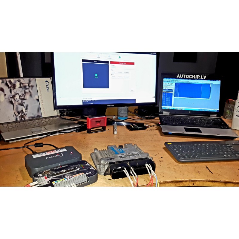 ЭБУ ДВИГАТЕЛЯ VAG 1.9 TDI 0281013443 / 03G906013E