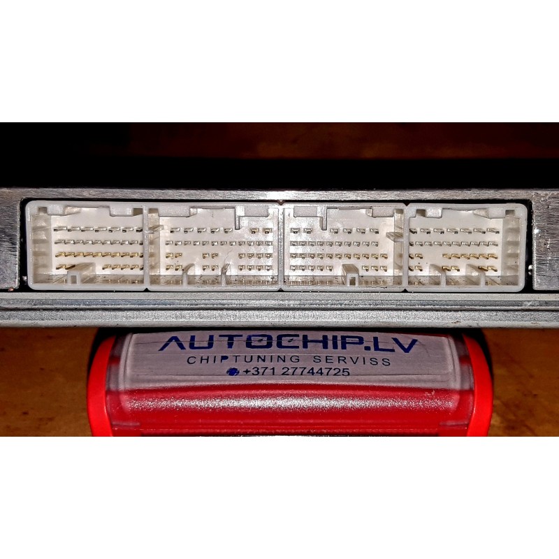 TOYOTA DZINĒJA VADĪBAS BLOKS (ECU) 89661-05690 MB175800-6323