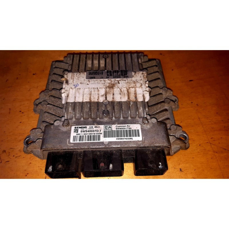 PEUGEOT / CITROËN DZINĒJA VADĪBAS BLOKS (ECU) 5WS40037D-T